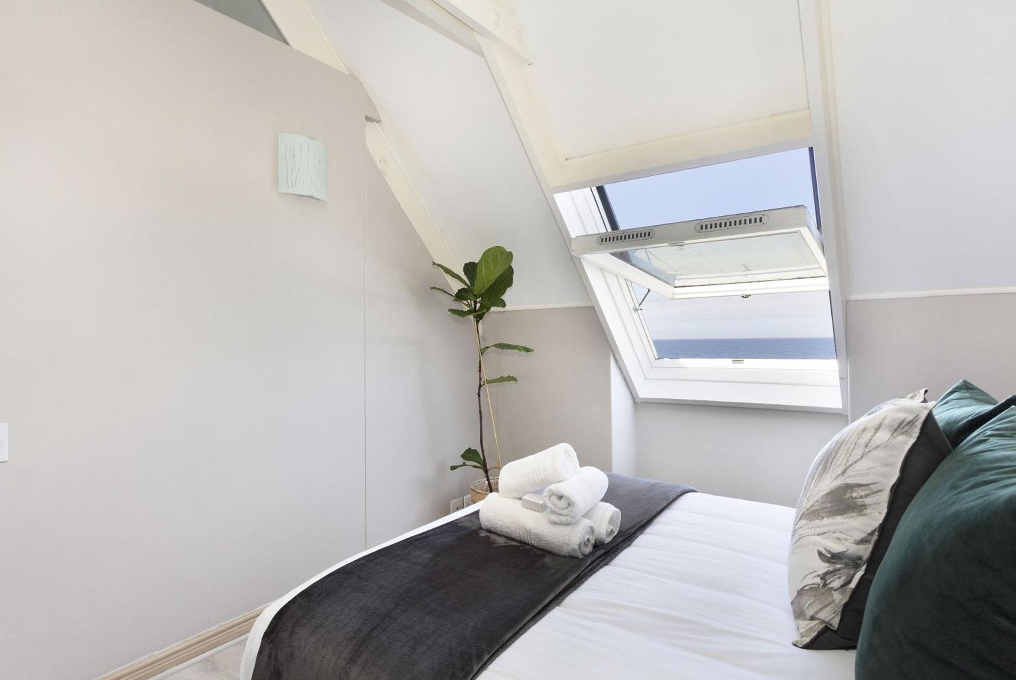 Apartment Dolphin H301 By Host Agents