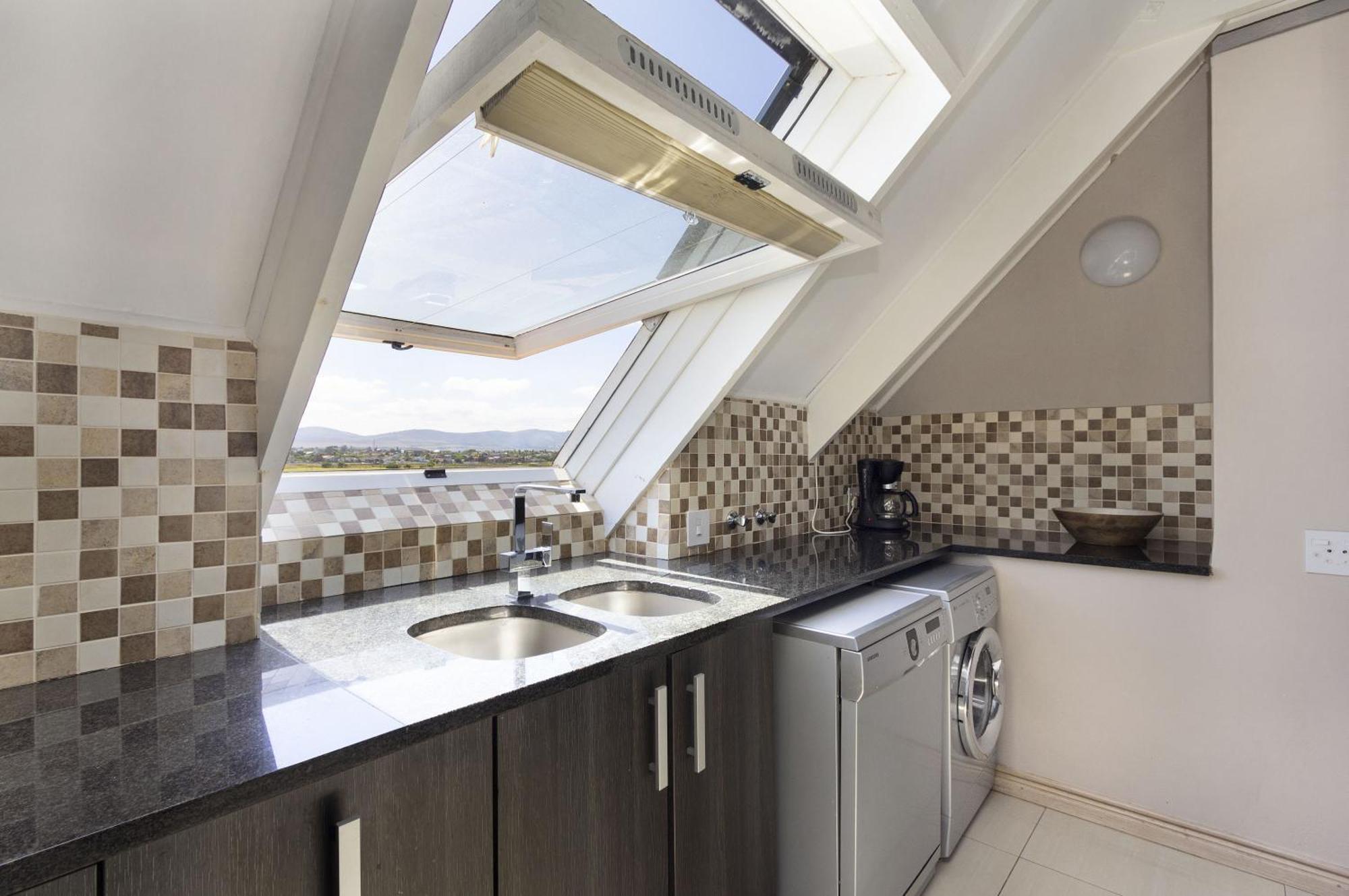 Apartment Dolphin H301 By Host Agents *